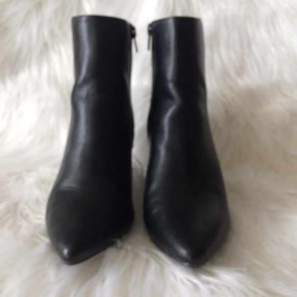 Black smooth  faux leather ankle boots - Picture 5 of 7